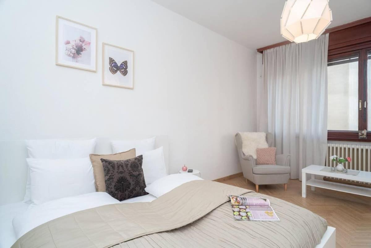 Convenient Apartment In The Heart Of Downtown Budapest Exterior photo